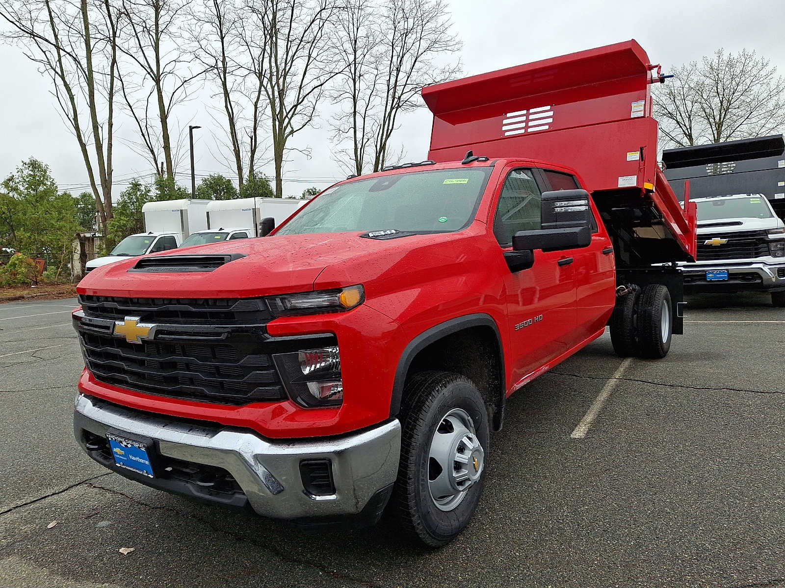 View vehicle photo 3