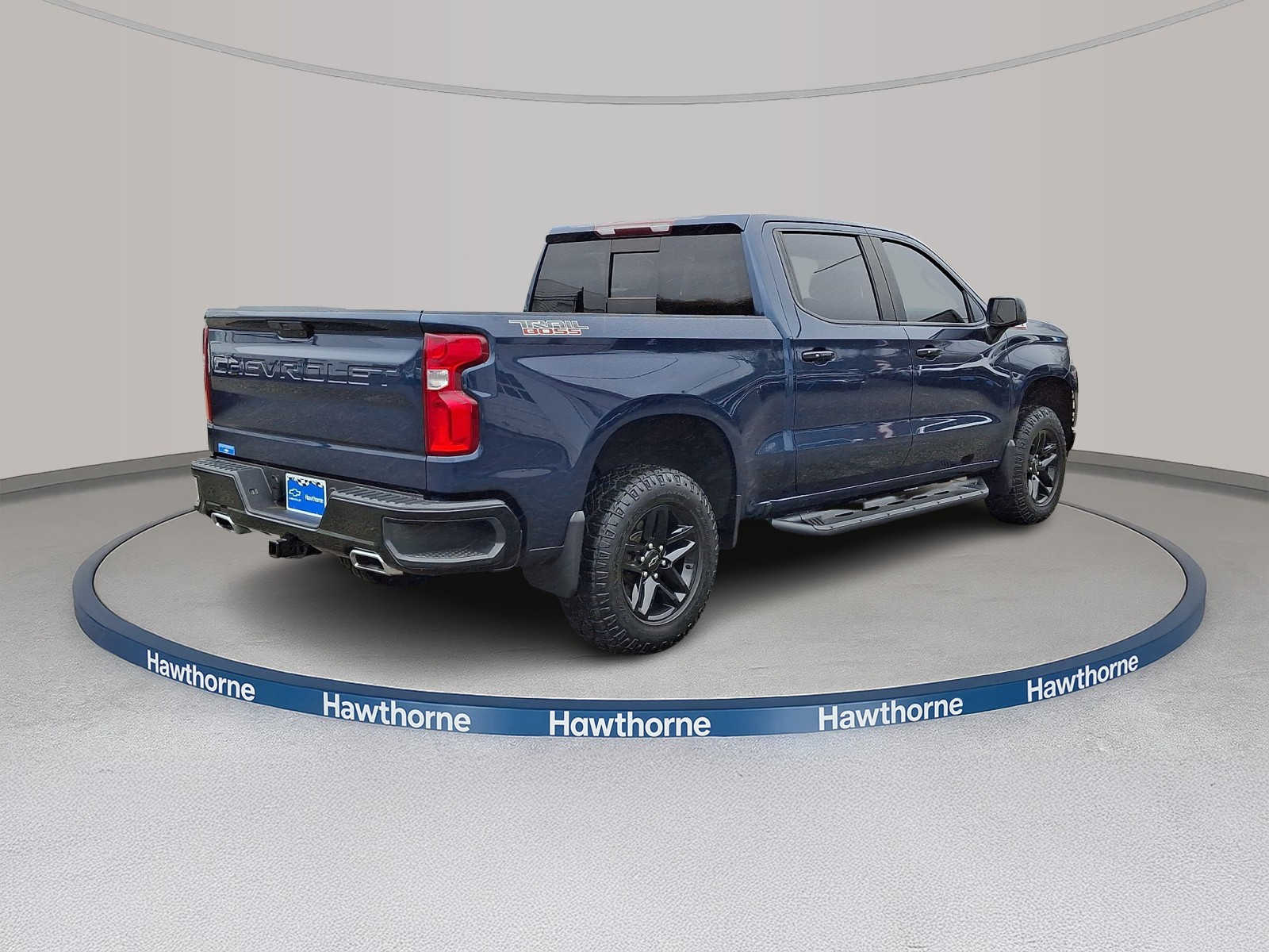 View vehicle photo 6