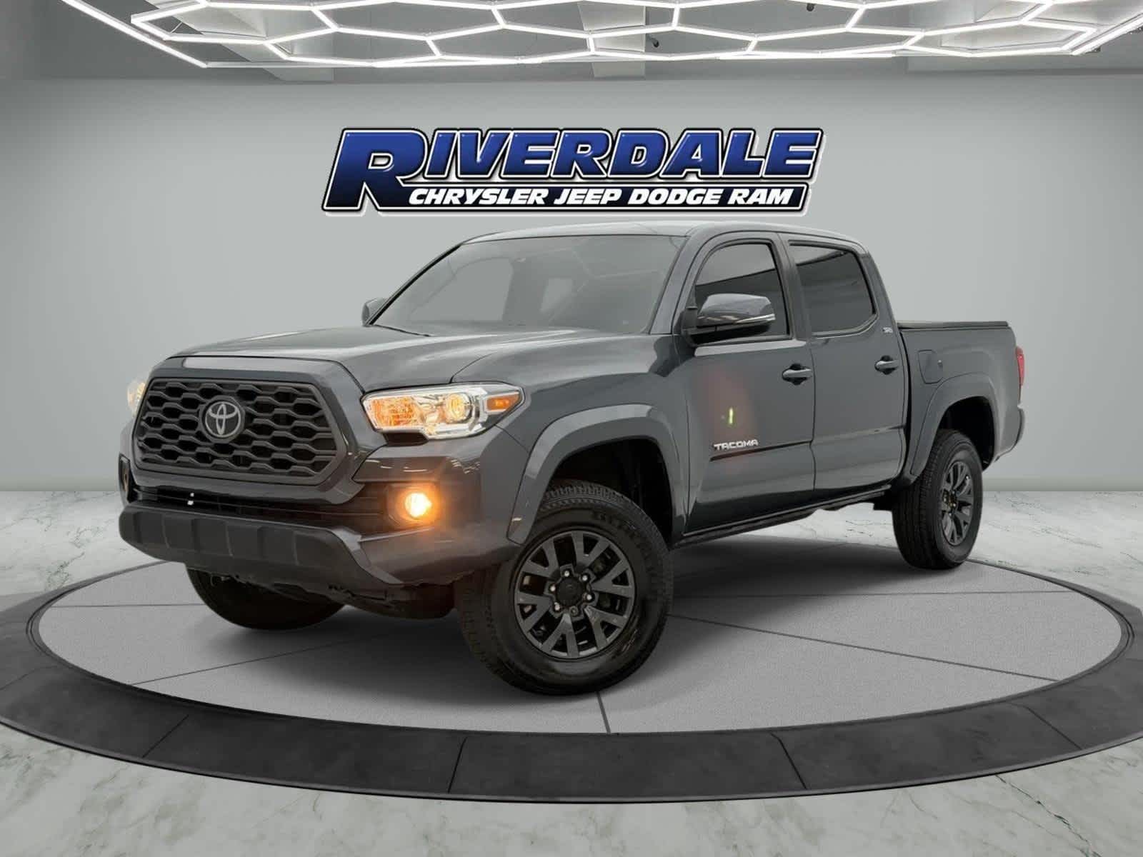 Magnetic Gray Metallic 2023 Toyota Tacoma SR5 V6 Double Cab 4WD Pickup Truck Four-Wheel Drive 6-Speed Automatic