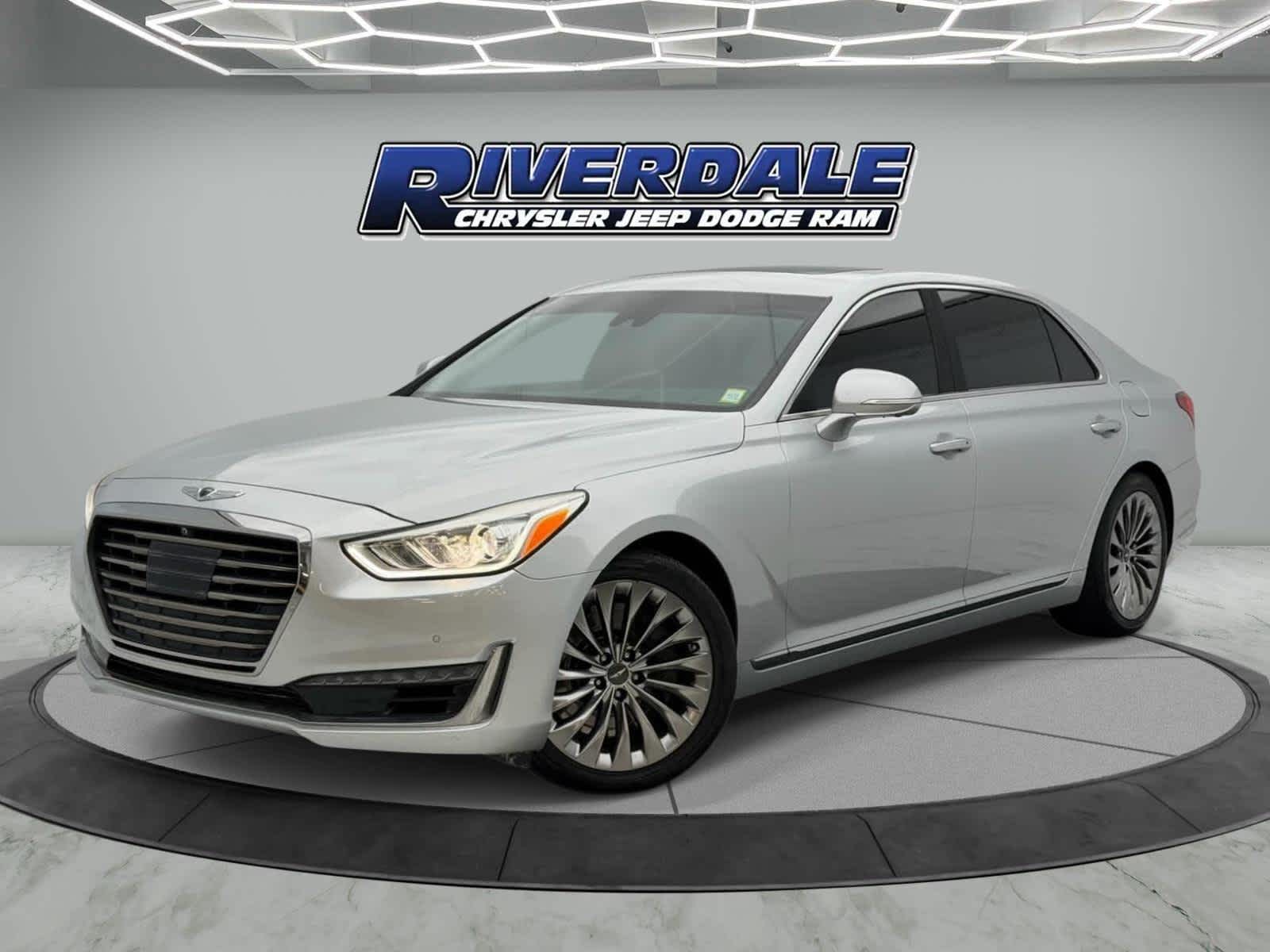 Santiago Silver Metallic 2017 Genesis G90 Premium Sedan Rear-Wheel Drive Automatic