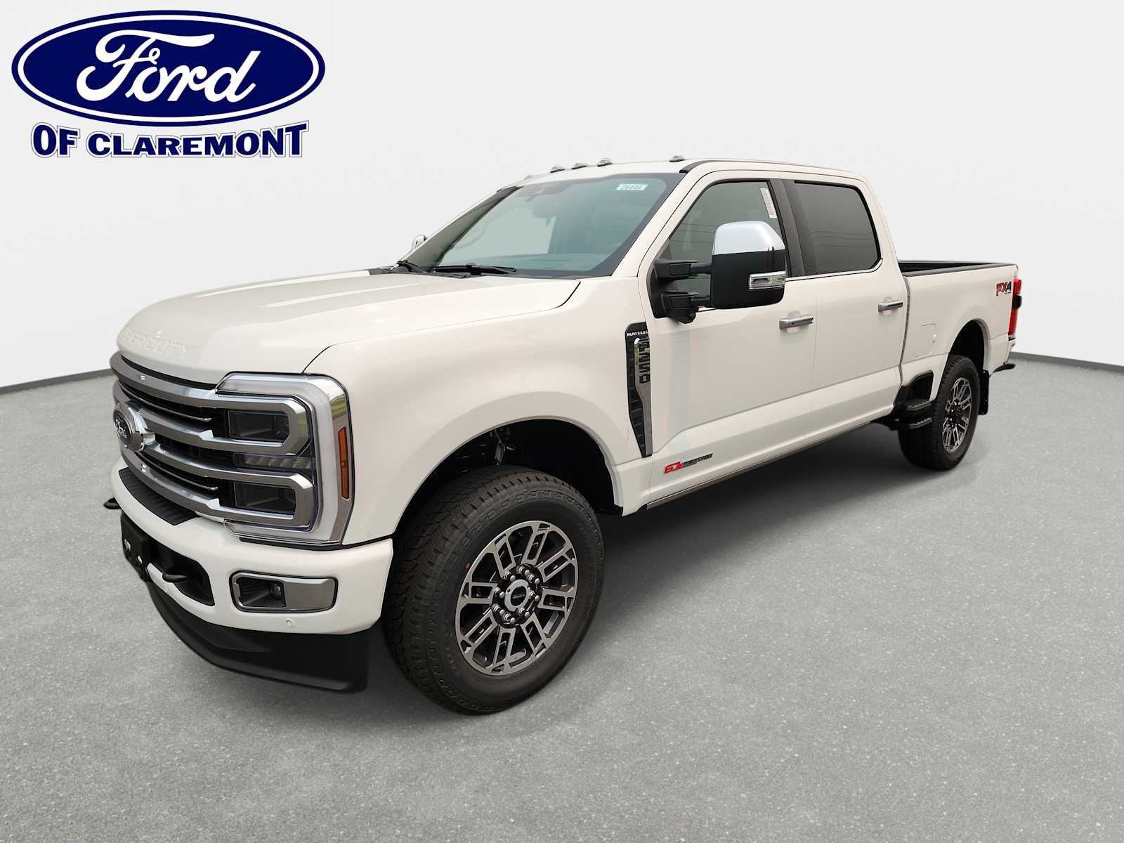 Star White Metallic Tri-Coat 2026 Ford F-250 Super Duty Pickup Truck Four-Wheel Drive Automatic