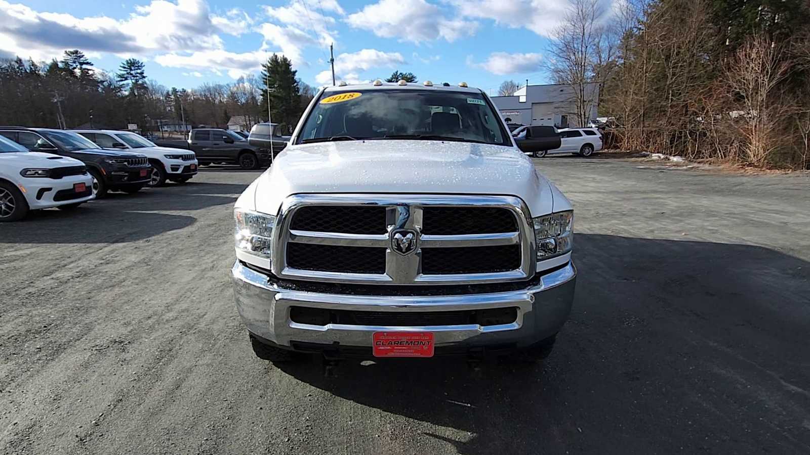 View vehicle photo 3