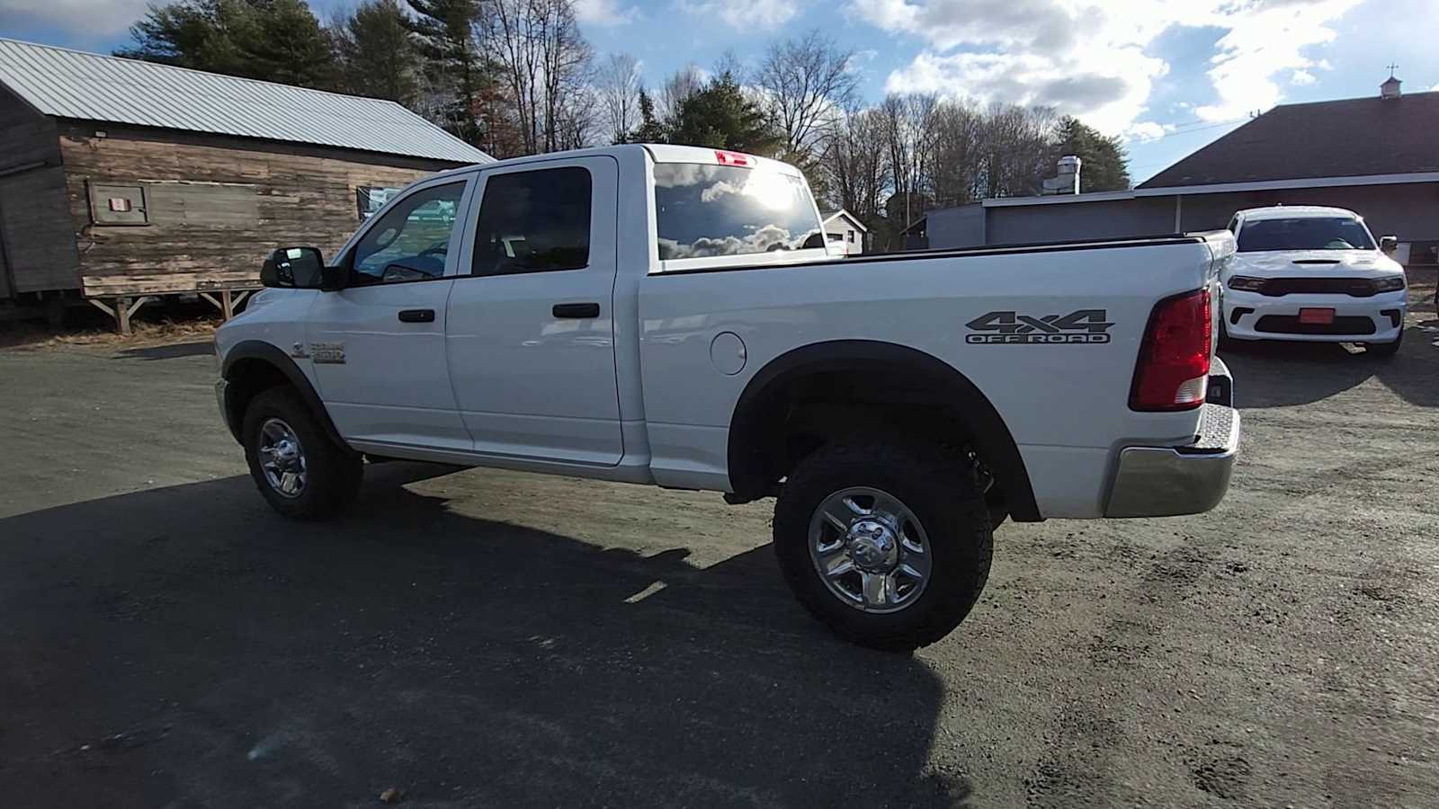 View vehicle photo 6