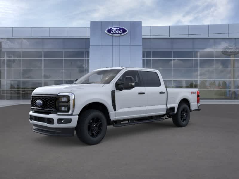Oxford White 2026 Ford F-250 Super Duty XL Crew Cab 4WD Pickup Truck Four-Wheel Drive Automatic