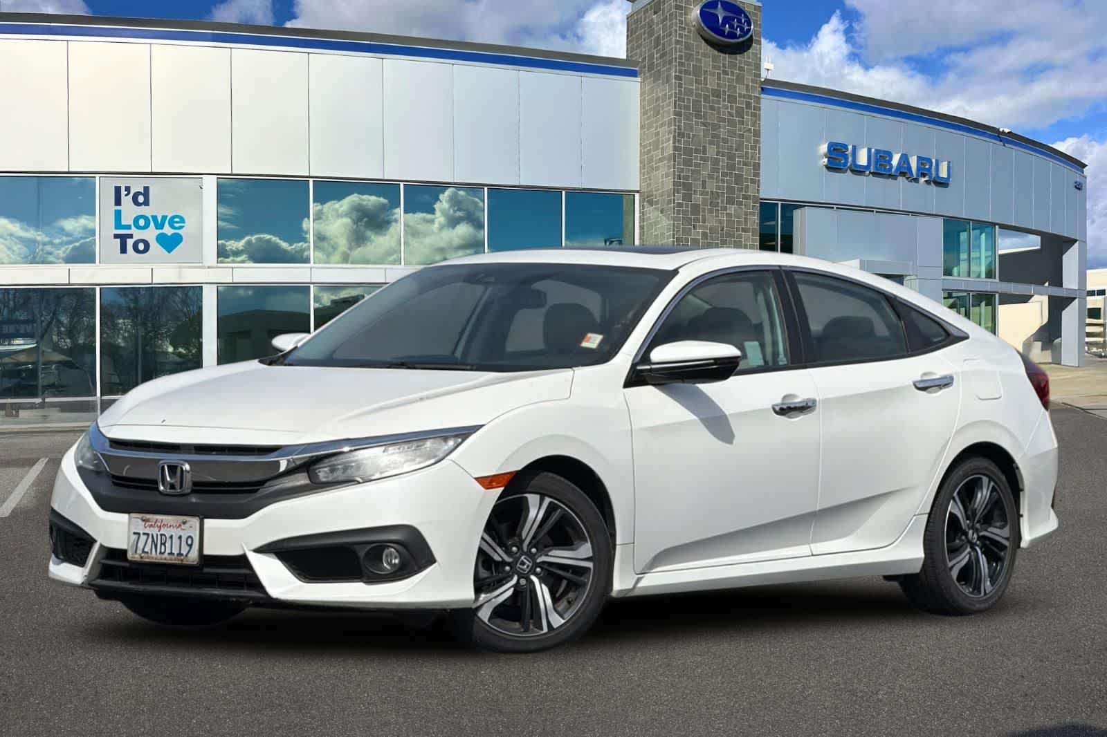 2017 Honda Civic Touring CVT's photo