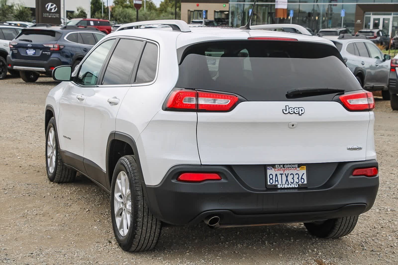 Used 2018 Jeep Cherokee Latitude with VIN 1C4PJLCB6JD524211 for sale in Elk Grove, CA