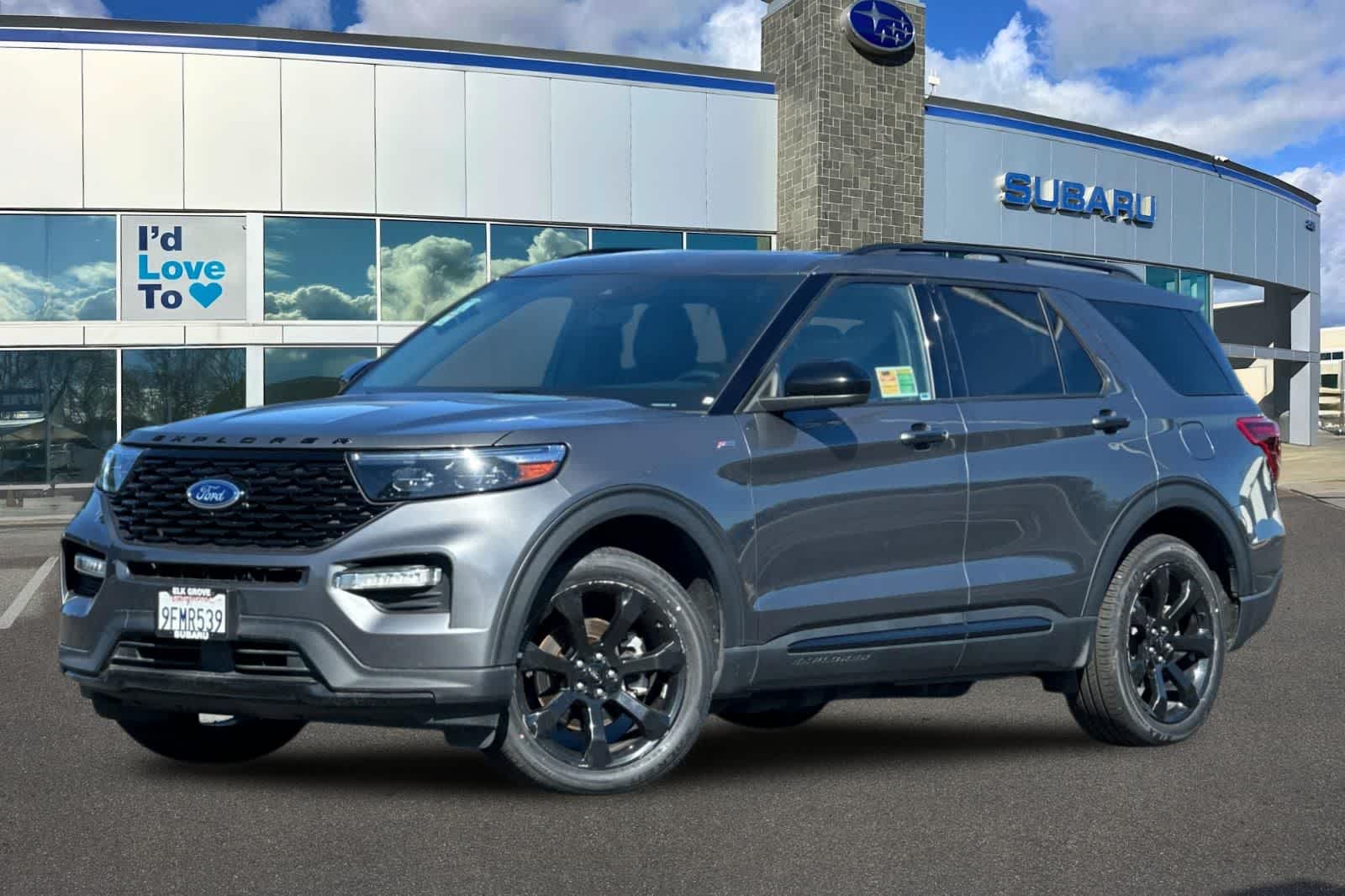 2023 Ford Explorer ST-Line