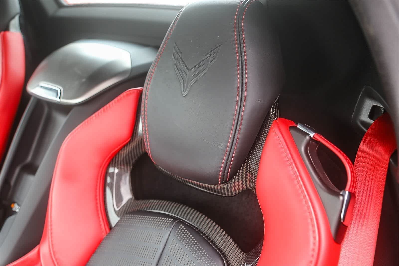 2022 Chevrolet Corvette 2LT - Photo 17