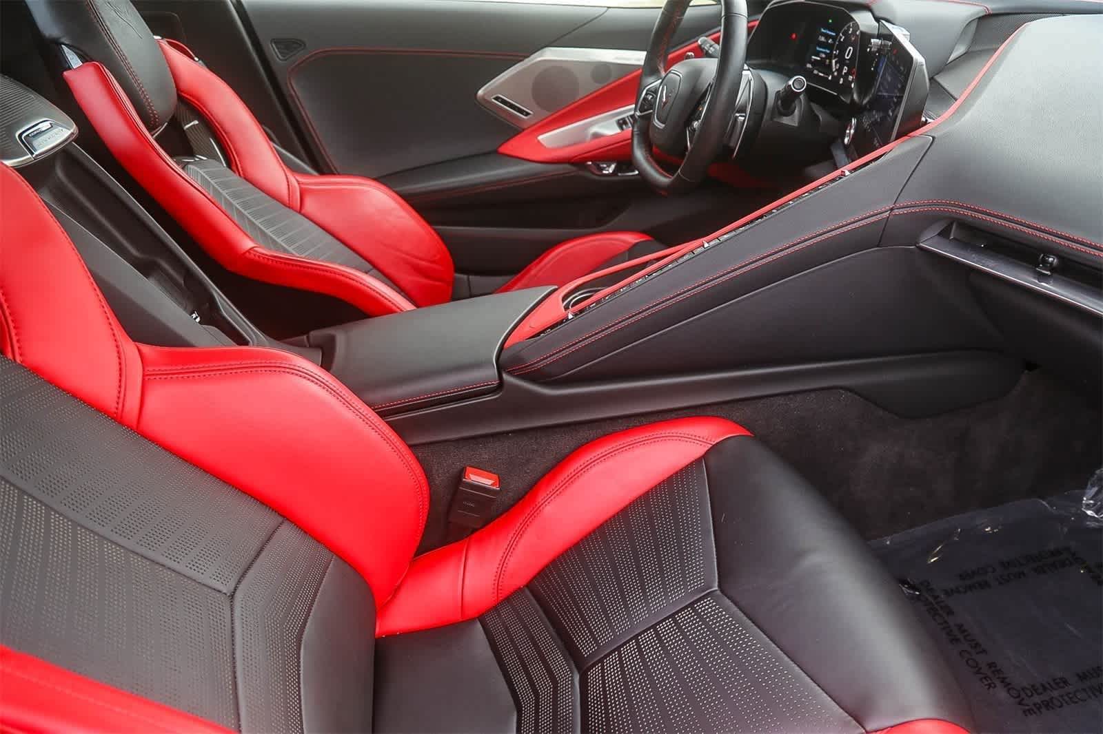 2022 Chevrolet Corvette 2LT - Photo 23