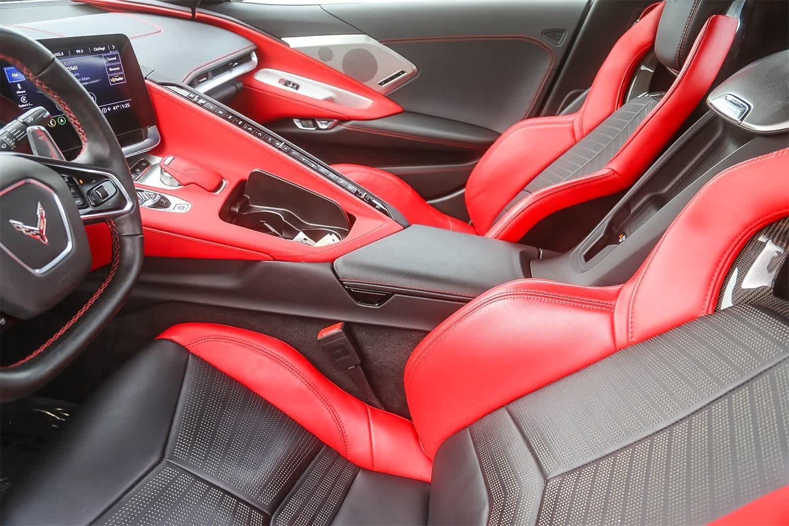 2022 Chevrolet Corvette 2LT - Photo 14