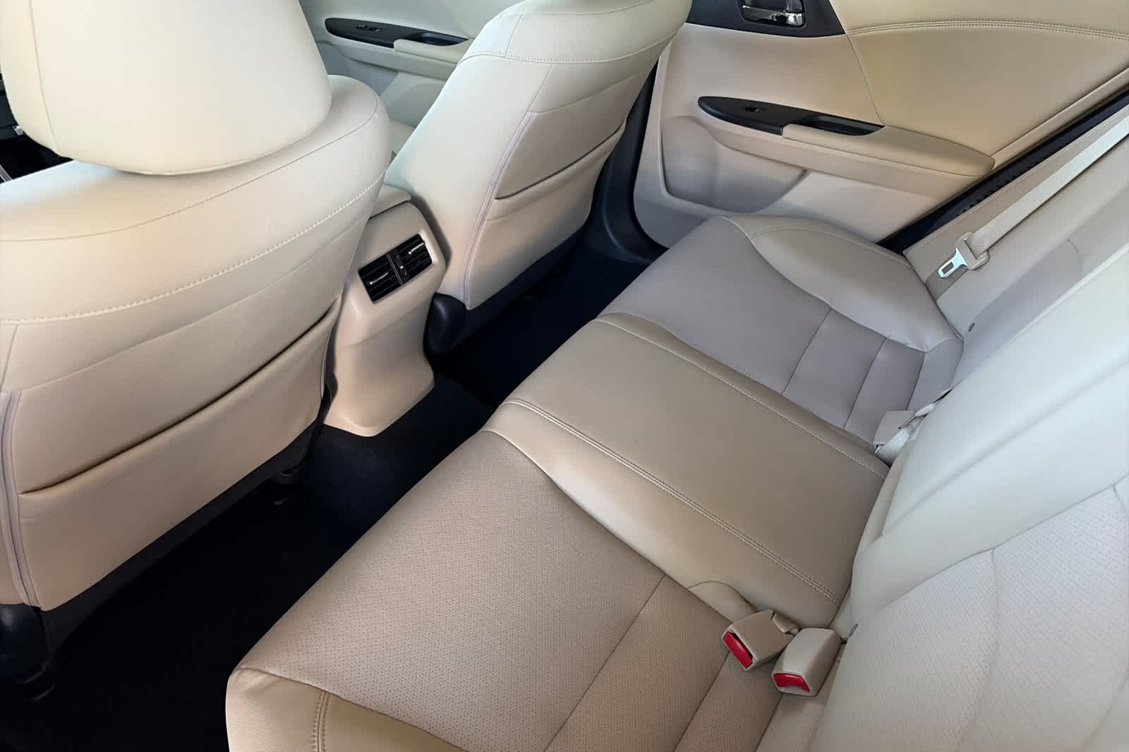 Used 2015 Honda Accord Hybrid Sedan