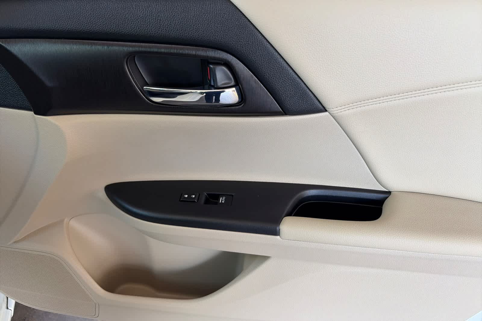Used 2015 Honda Accord Hybrid Sedan