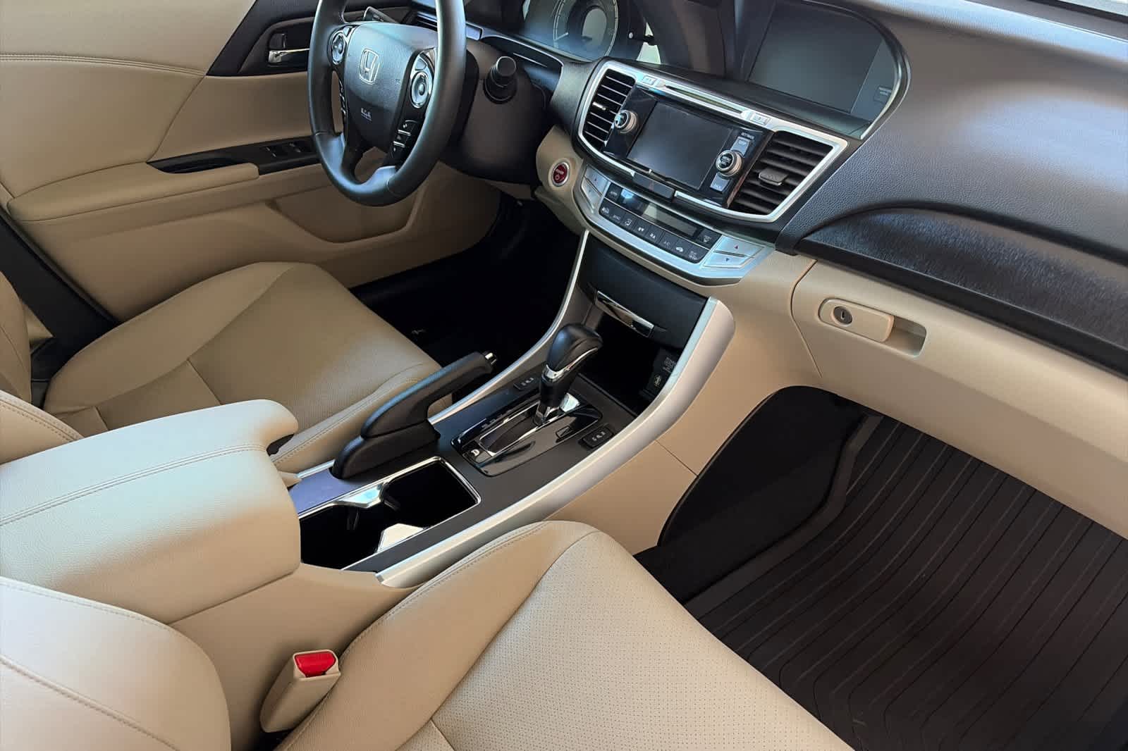 Used 2015 Honda Accord Hybrid Sedan