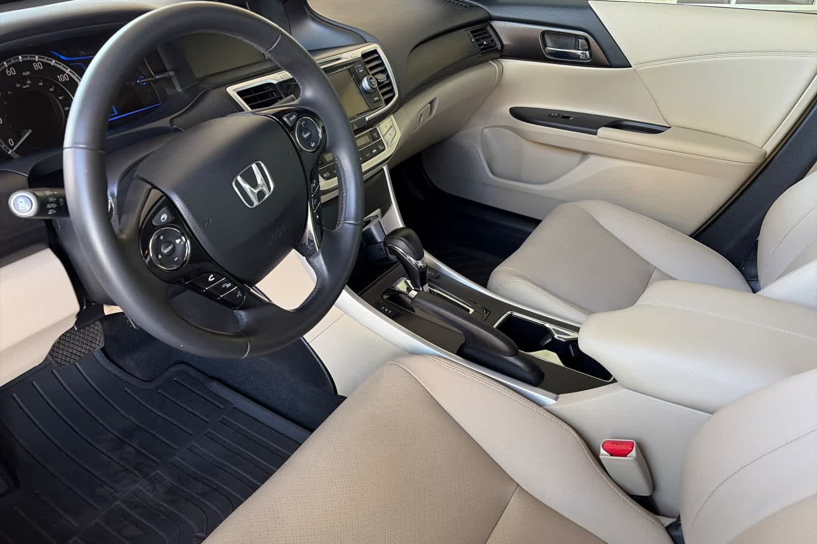 Used 2015 Honda Accord Hybrid Sedan