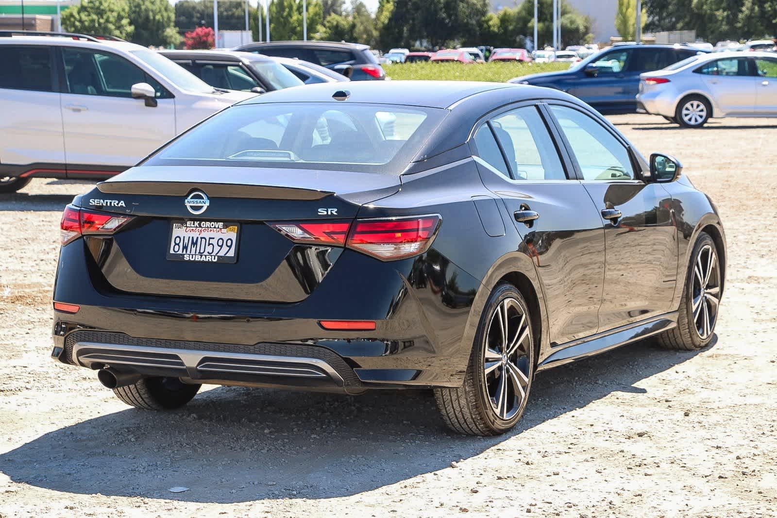 2021 Nissan Sentra SR photo 4