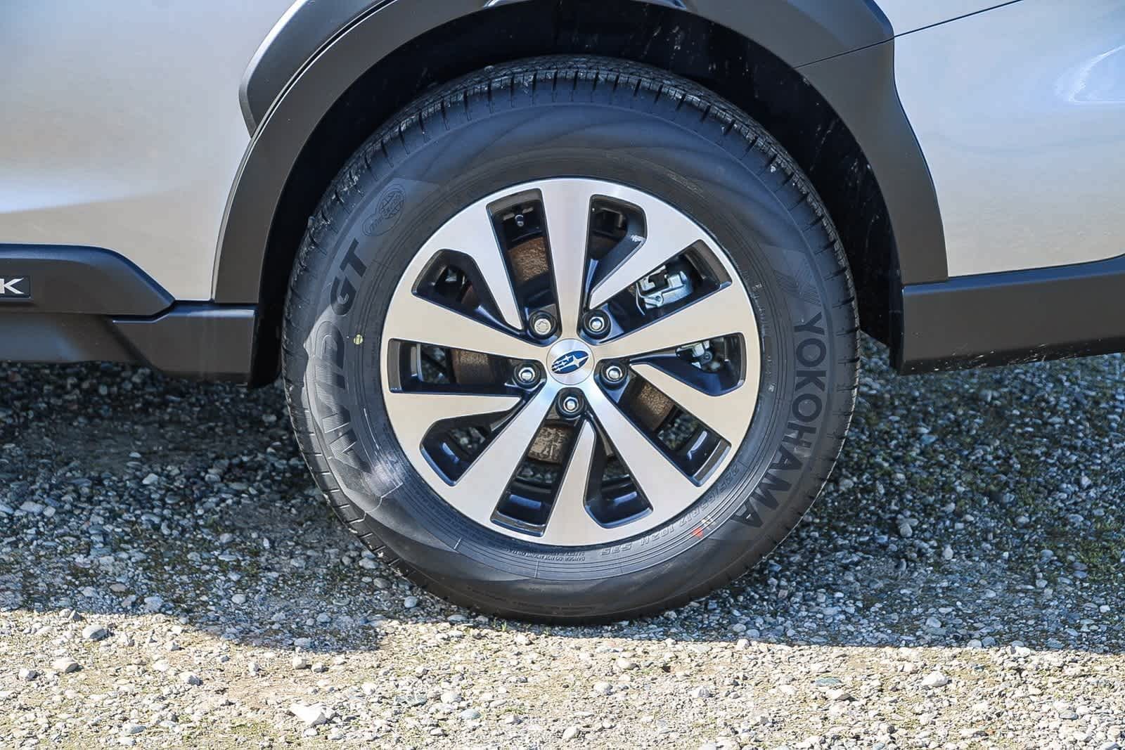2025 Subaru Outback Premium - Photo 10