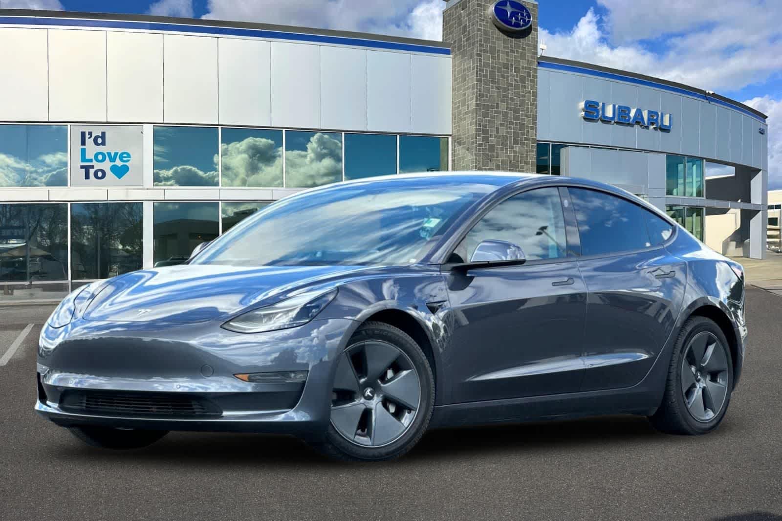 2022 Tesla Model 3 Long Range Dual Motor All-Wheel Drive's photo