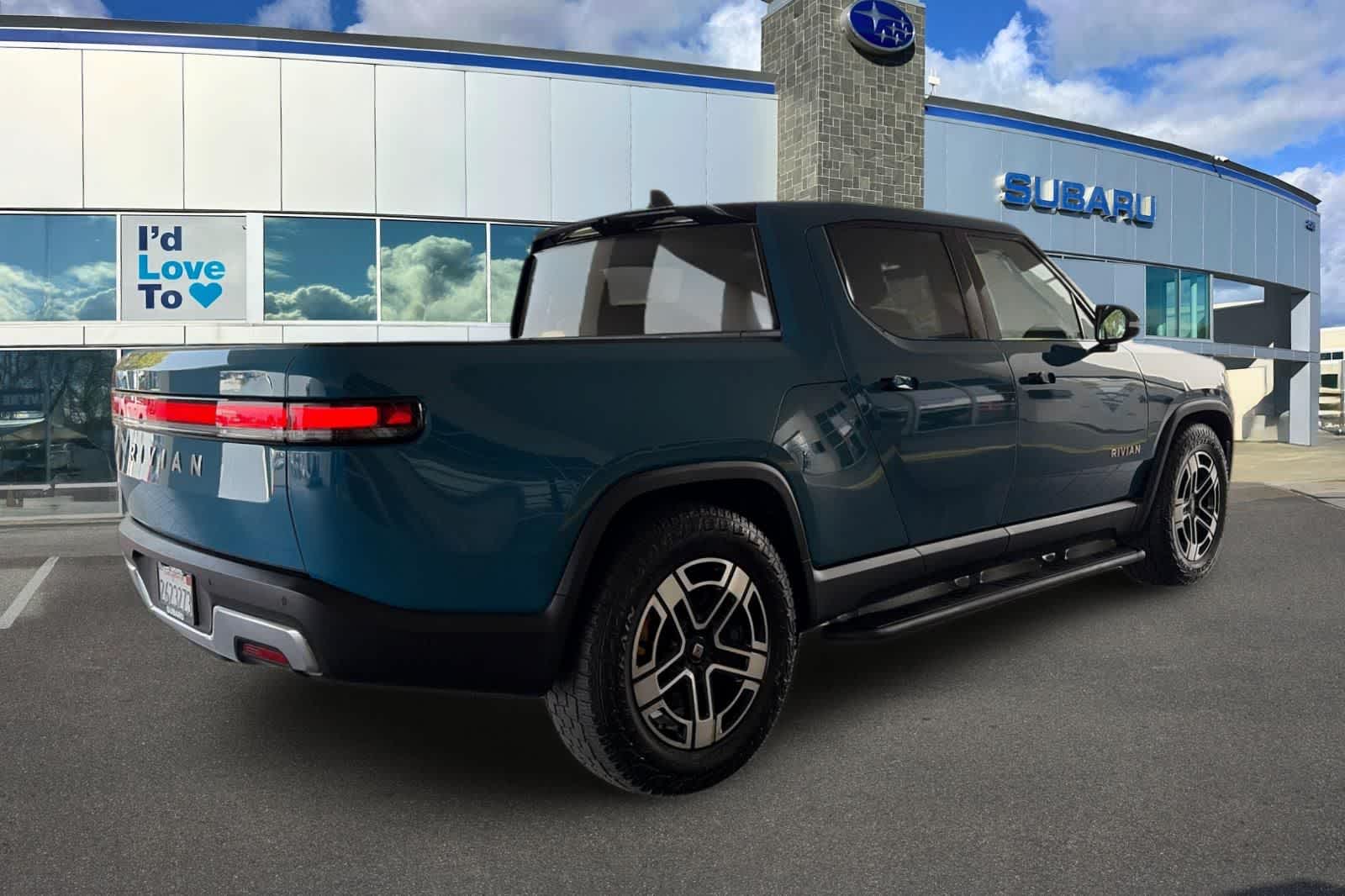Used 2022 Rivian R1T Launch Edition with VIN 7FCTGAAL1NN001279 for sale in Elk Grove, CA