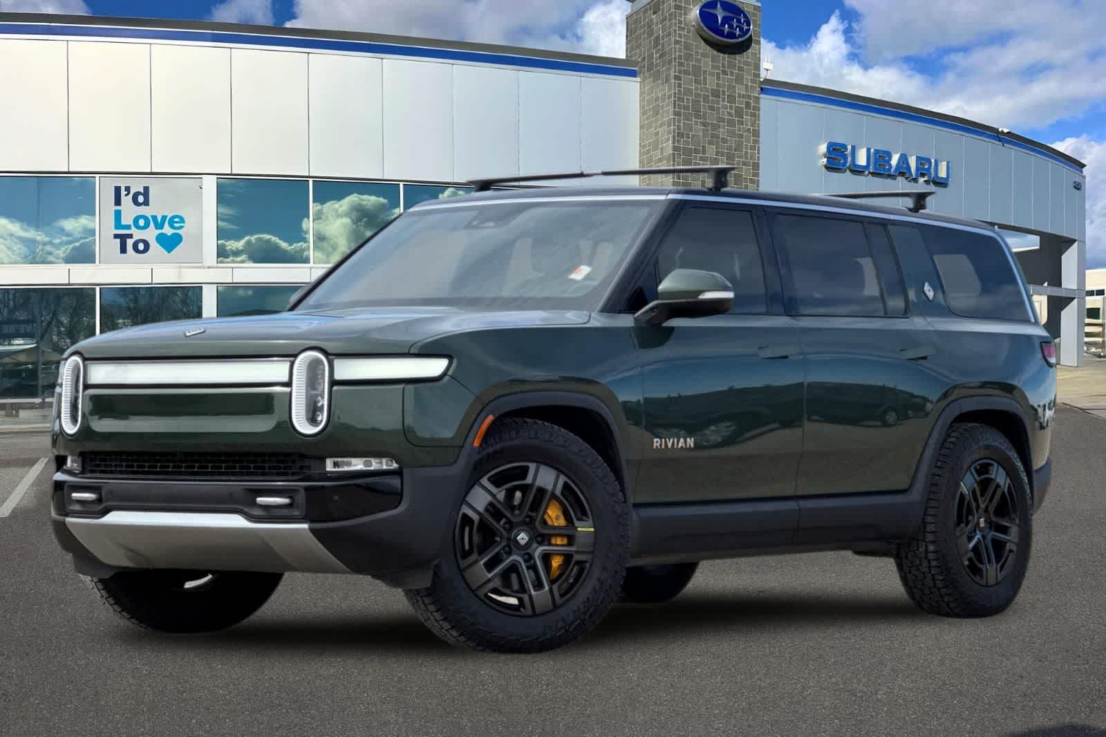 2023 Rivian R1S Adventure