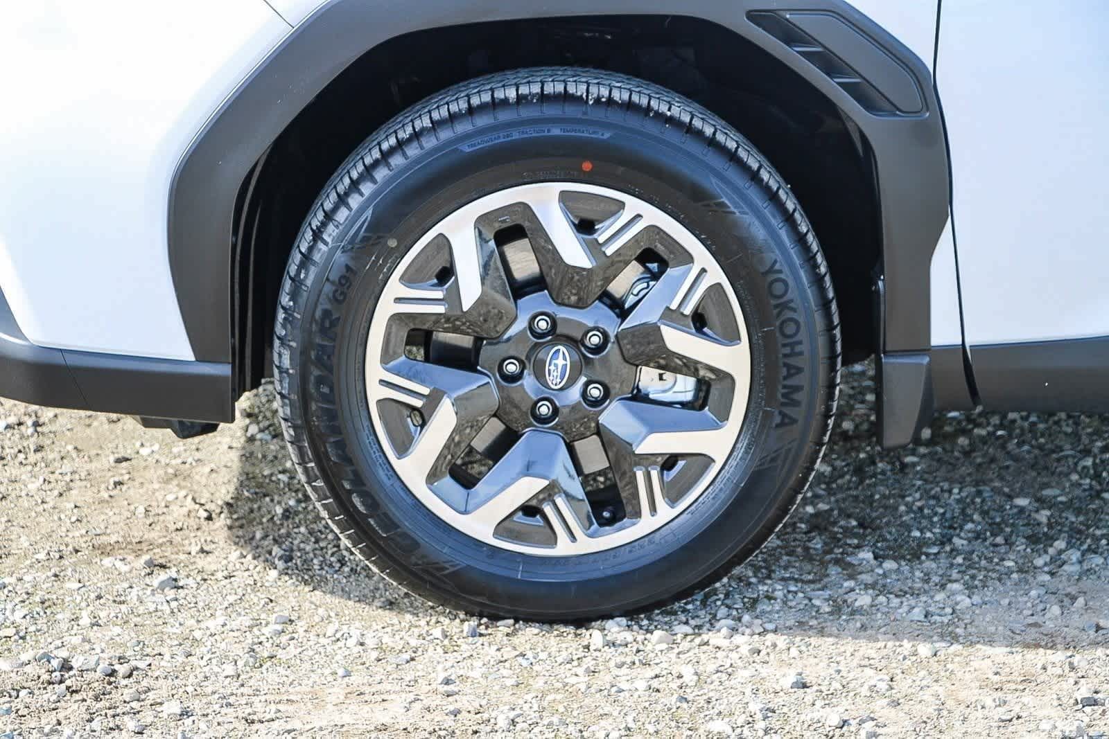 2025 Subaru Forester Premium - Photo 6