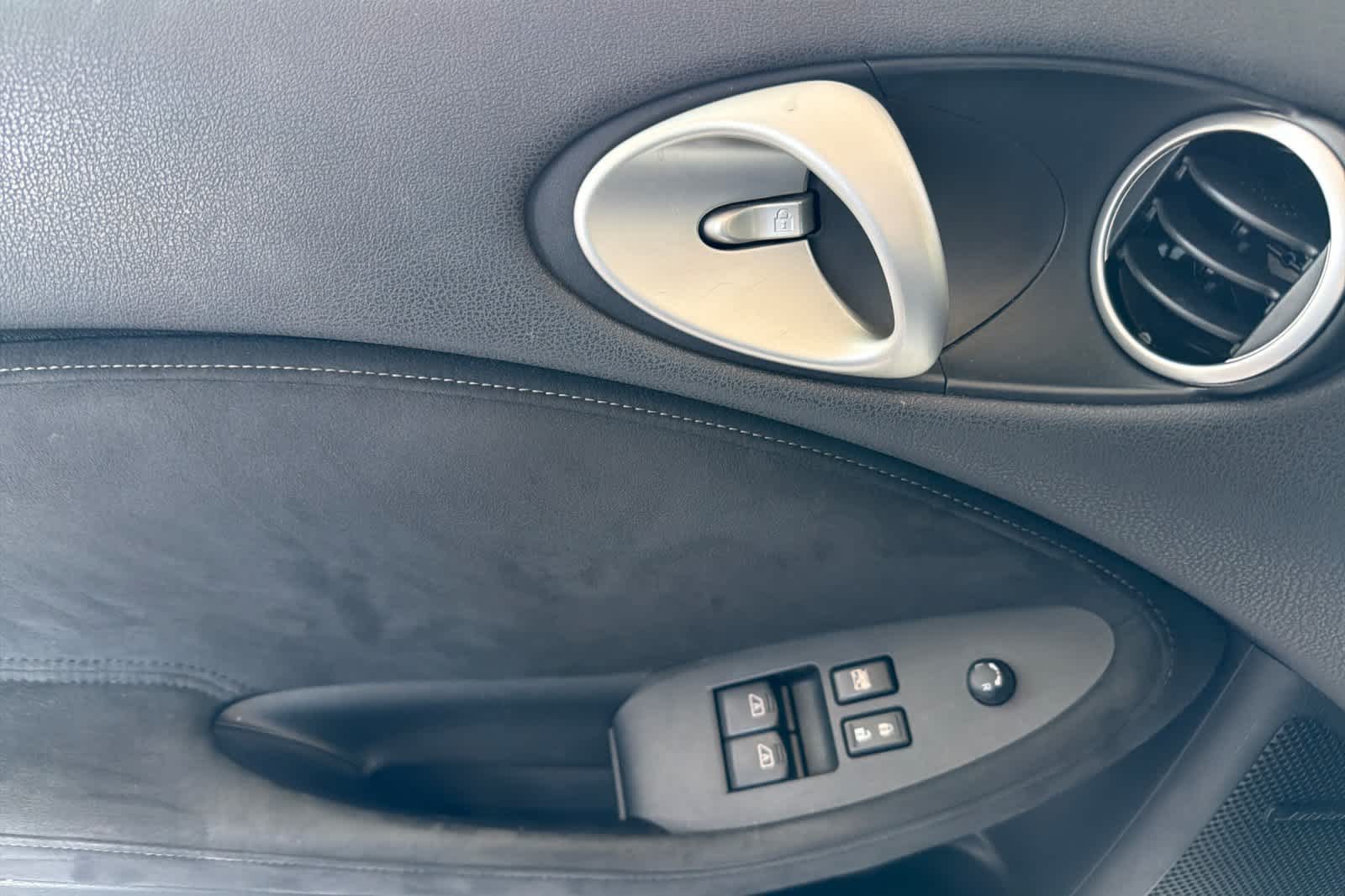 Used 2009 Nissan 370Z Coupe