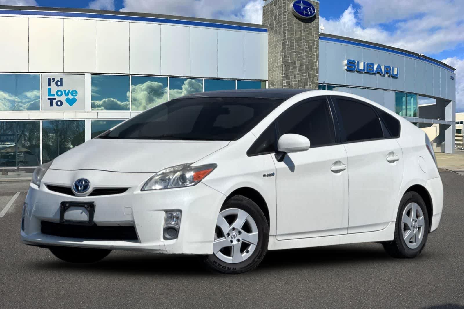 2010 Toyota Prius III's photo