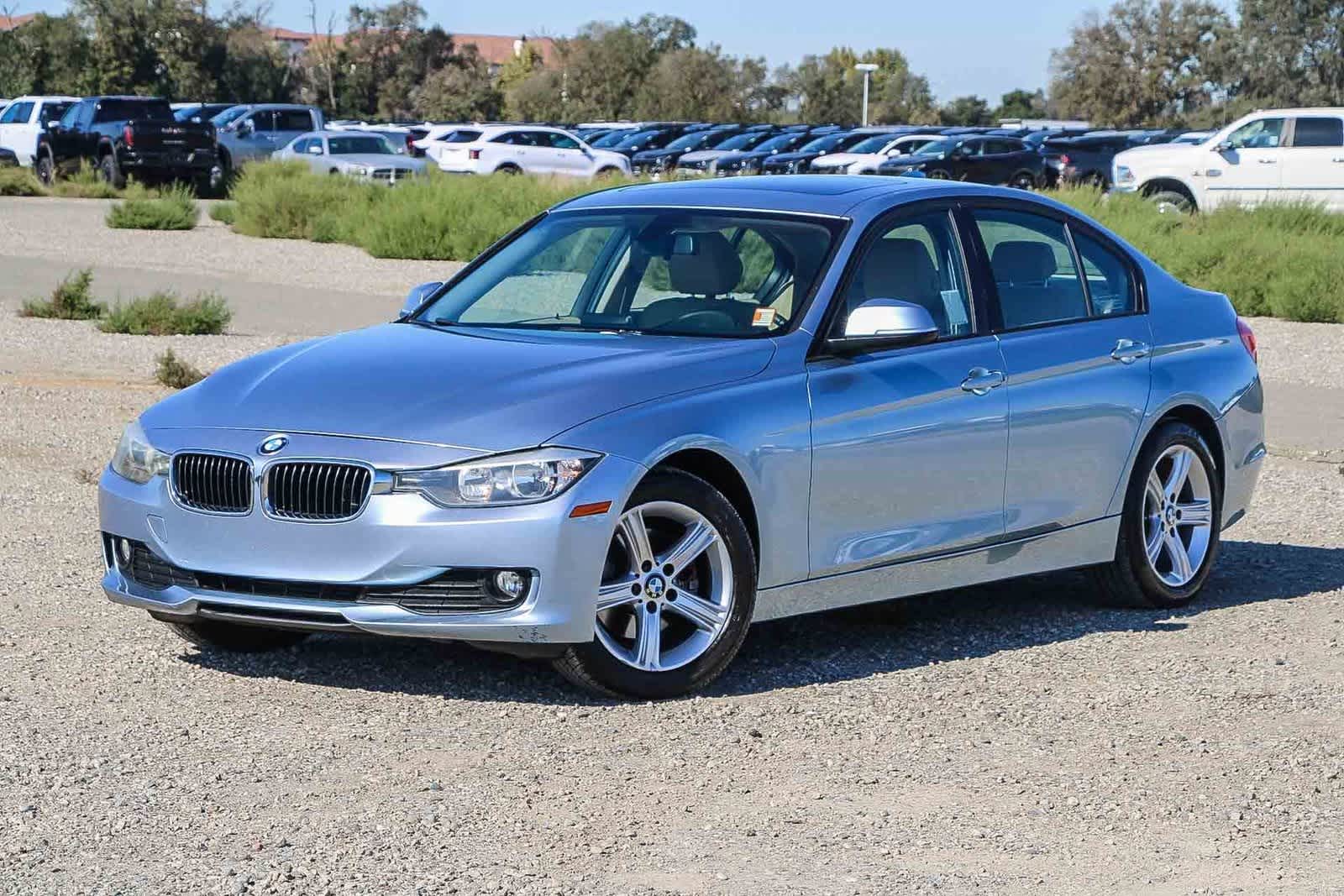 2013 BMW 3 Series 320i