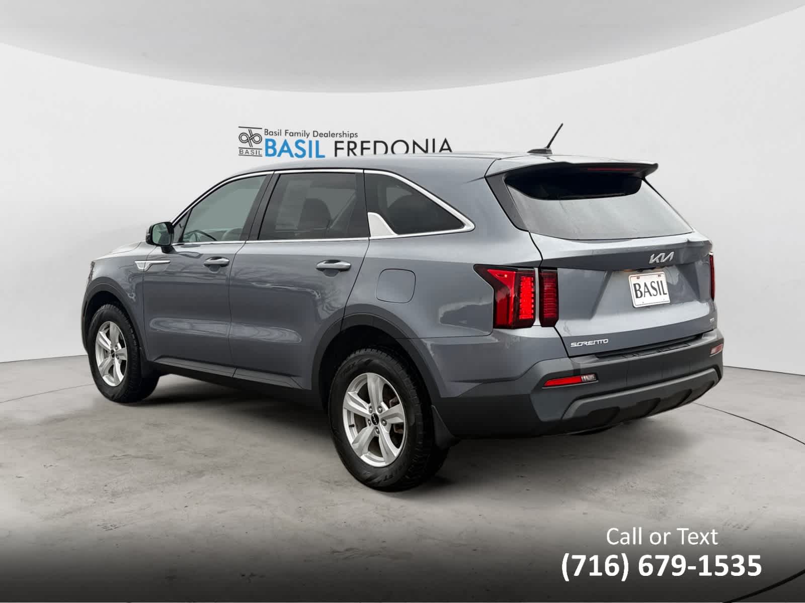 View vehicle photo 3