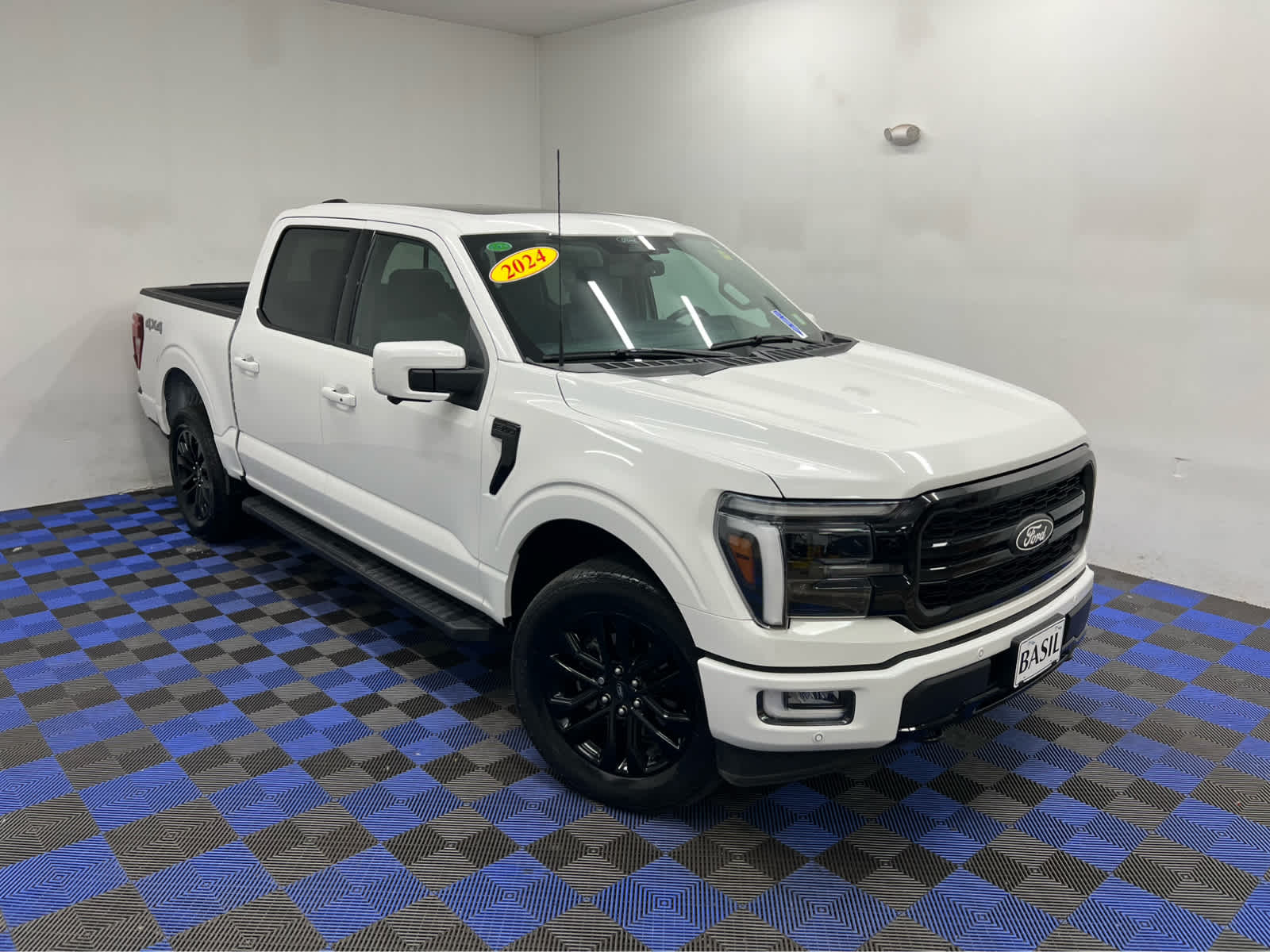 2024 Ford F-150 Lariat SuperCrew 4WD
