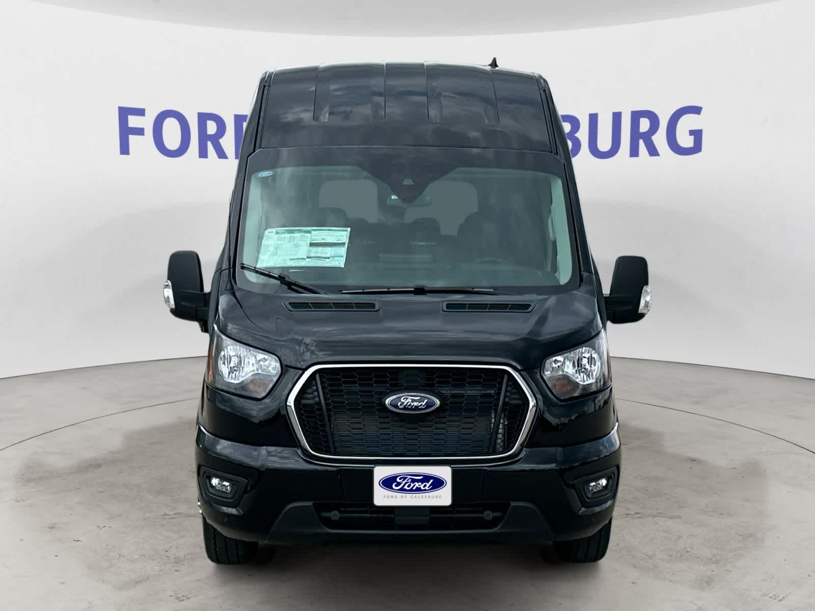 2025 Ford Transit 350 XLT