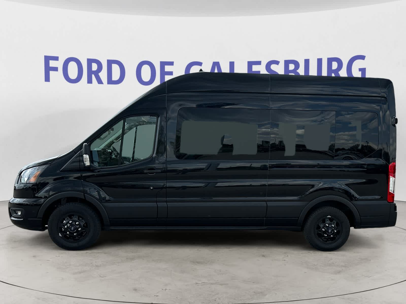2025 Ford Transit 350 XLT