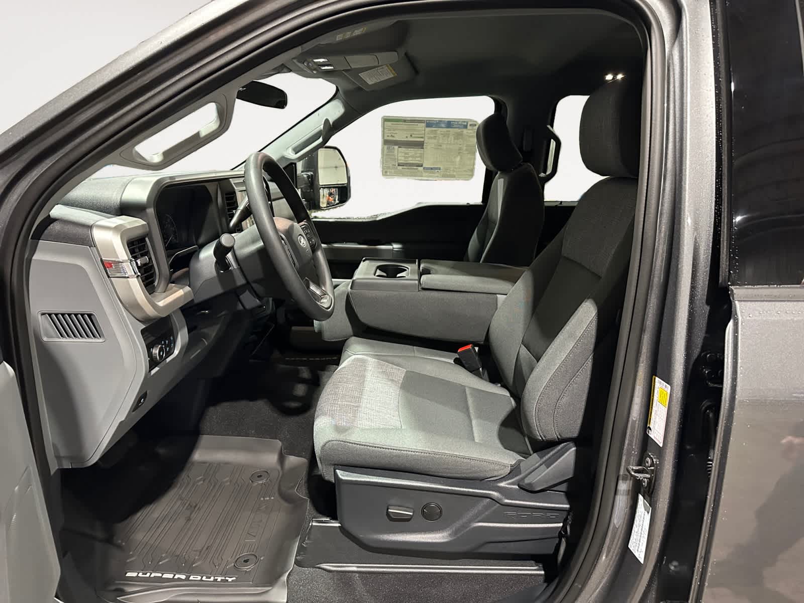 2025 Ford F-250 Super Duty XLT