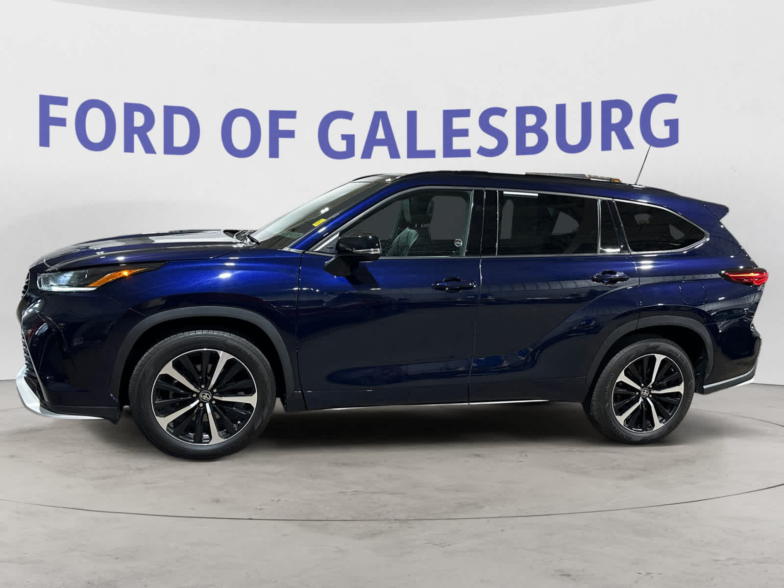 2022 Toyota Highlander XSE
