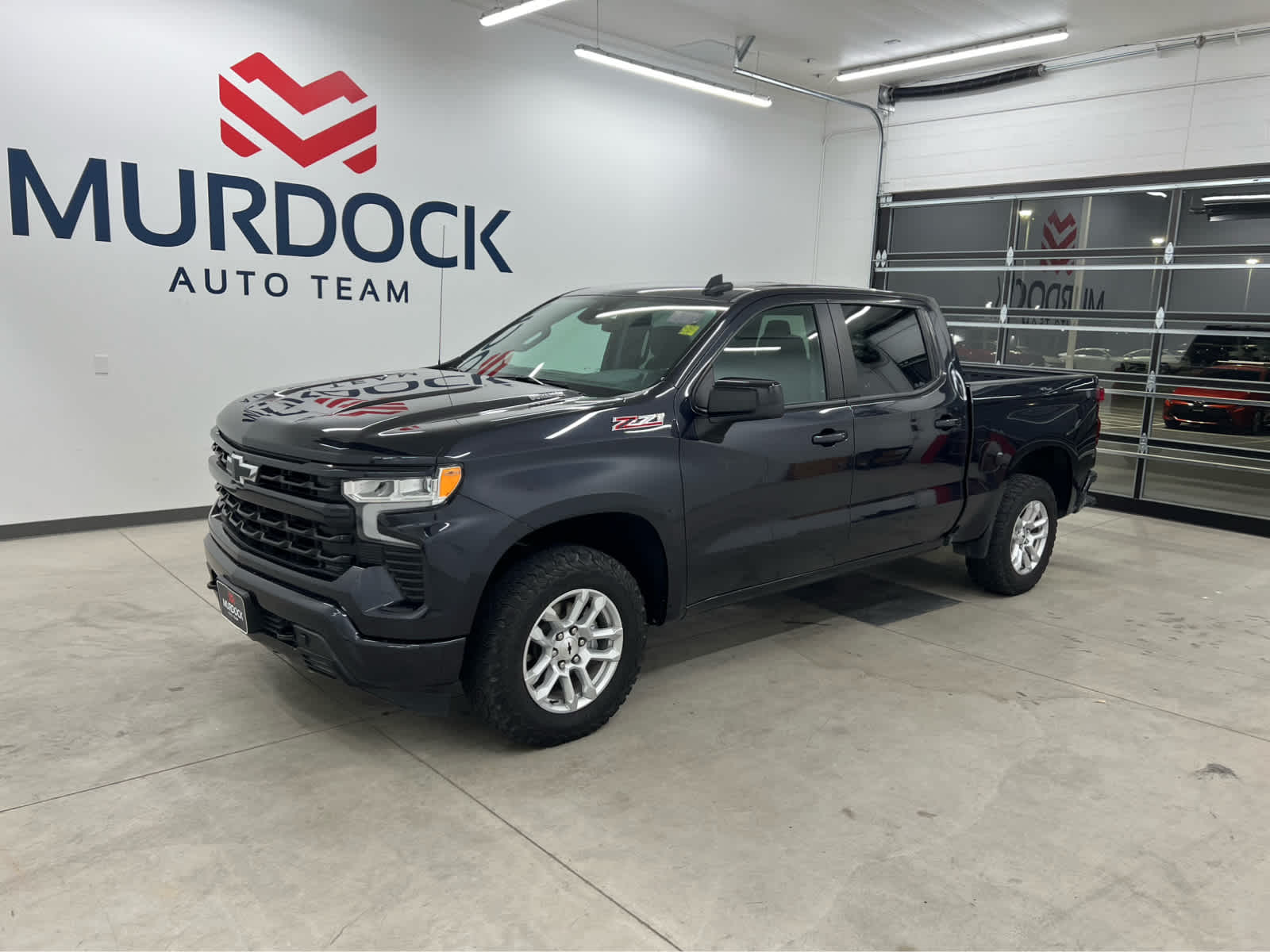 2022 Chevrolet Silverado 1500 RST photo 2