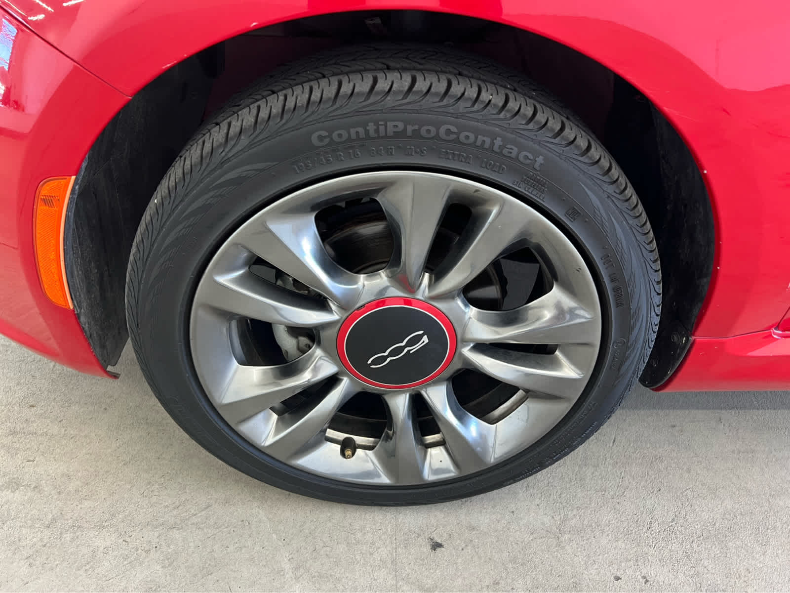 2017 Fiat 500 Pop photo 4