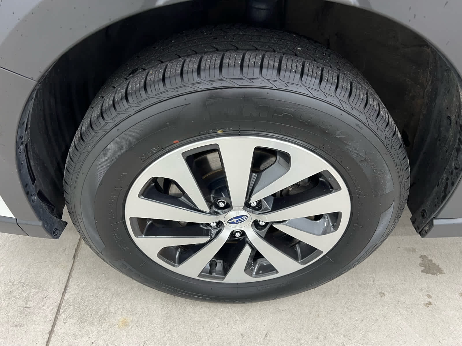 2023 Subaru Outback Premium photo 2