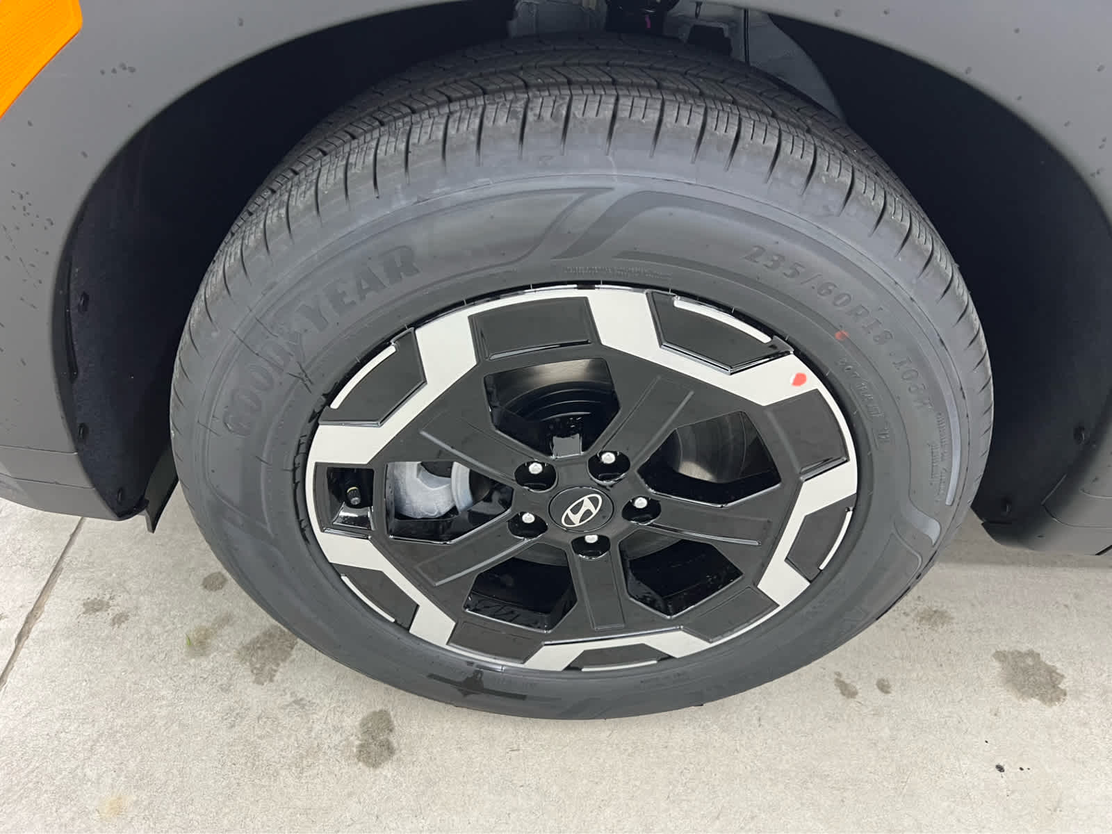 2026 Hyundai Santa Fe SEL photo 4