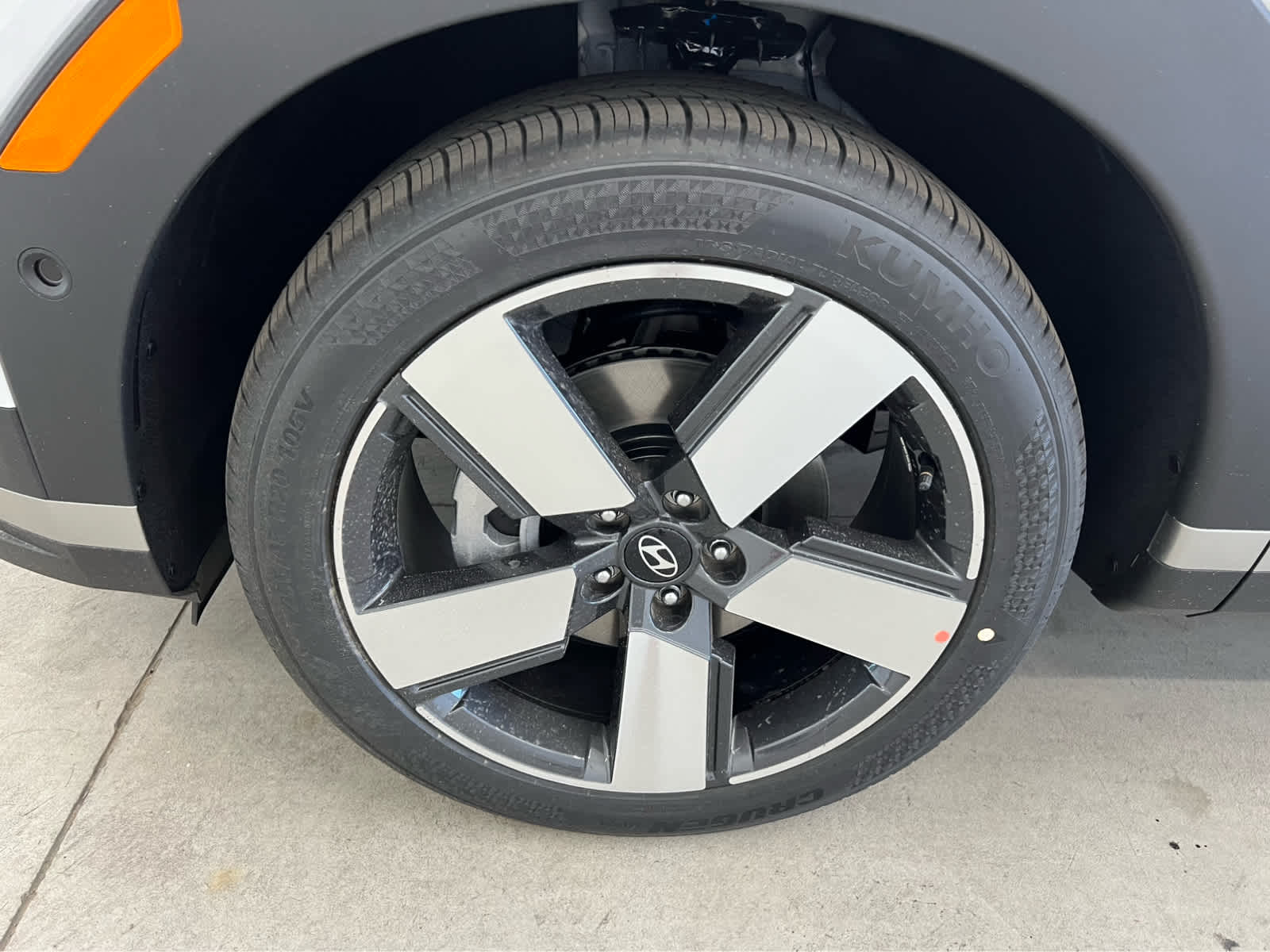 2026 Hyundai Santa Fe Limited Sport photo 4