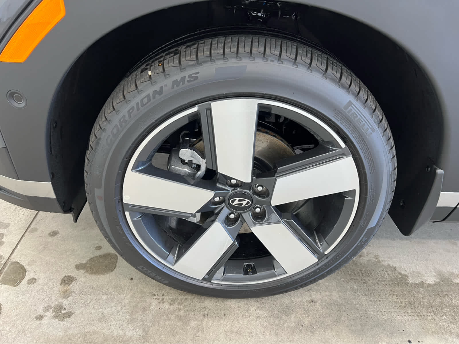 2026 Hyundai Santa Fe Limited photo 4