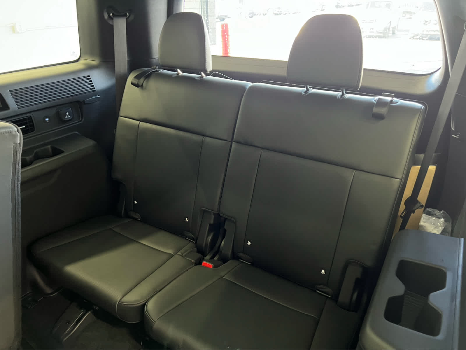 2026 Hyundai Santa Fe Limited photo 4