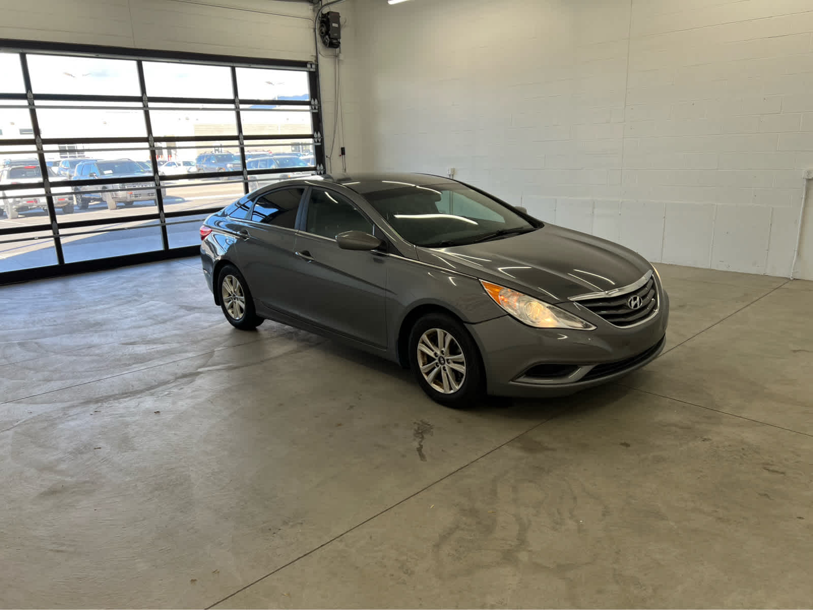 2013 Hyundai Sonata GLS photo 2