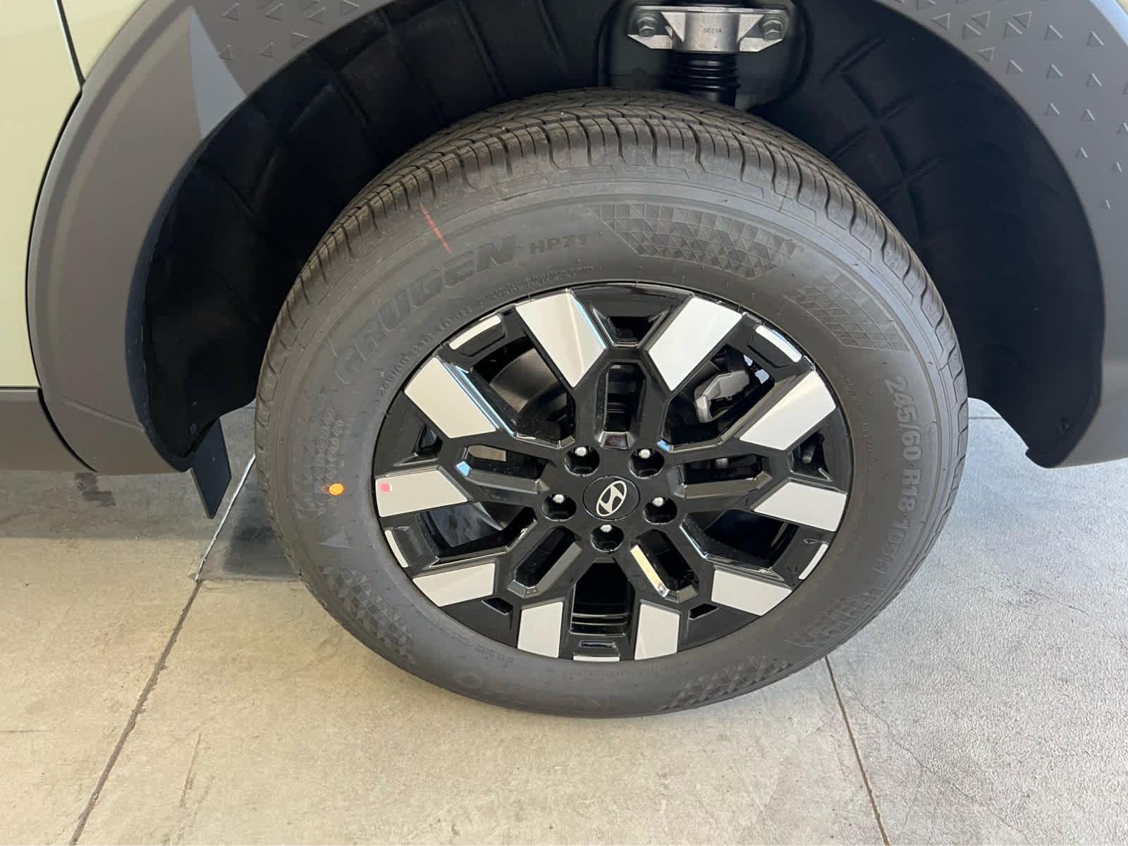 2026 Hyundai Santa Cruz SE photo 4