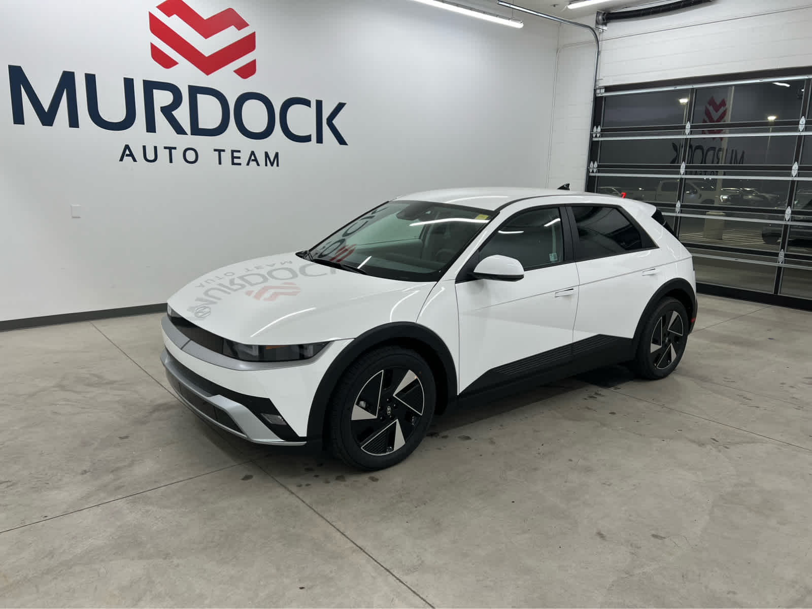 2026 Hyundai Ioniq 5 SEL photo 2