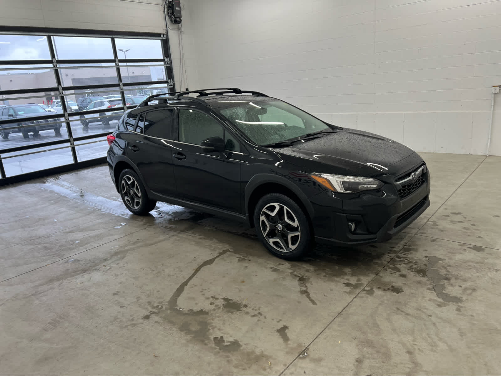 2018 Subaru Crosstrek Limited photo 2
