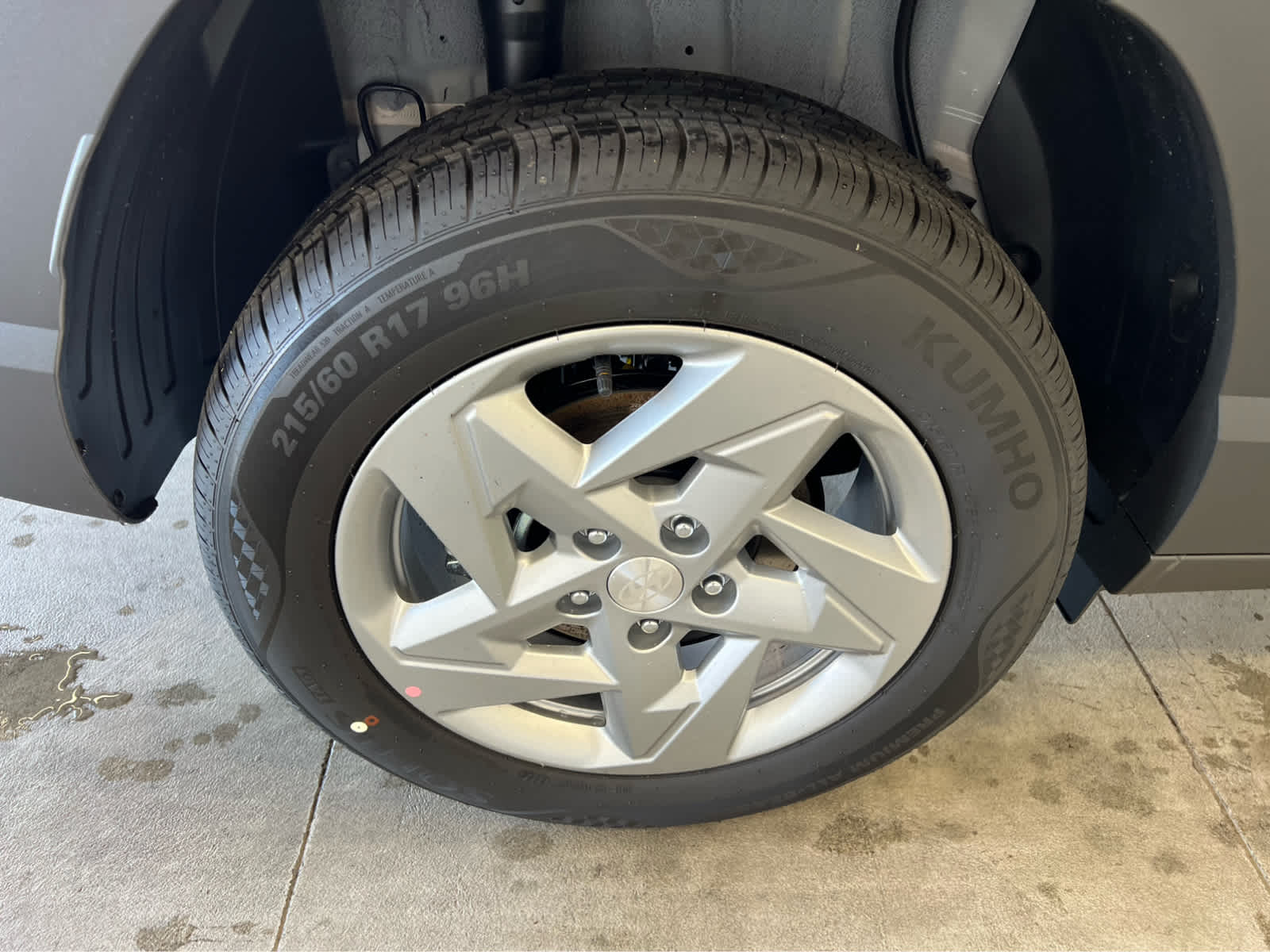 2026 Hyundai Kona SE photo 4