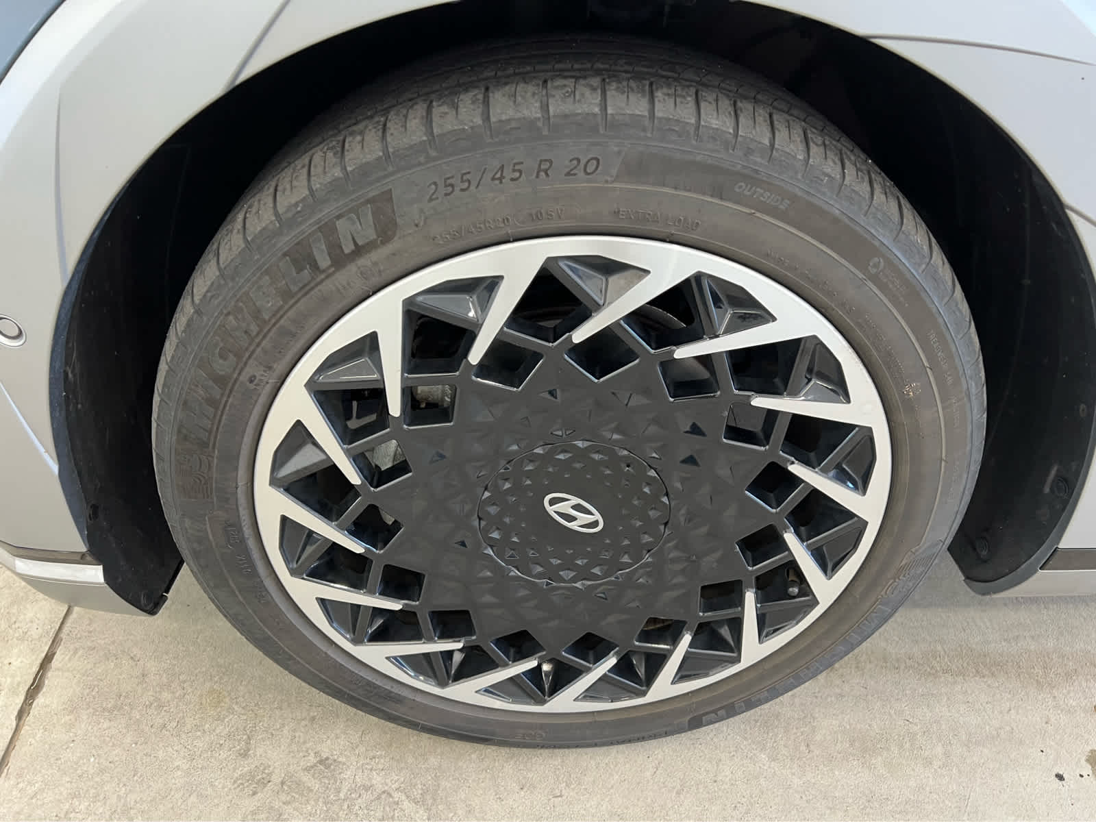 2022 Hyundai Ioniq 5 Limited photo 4