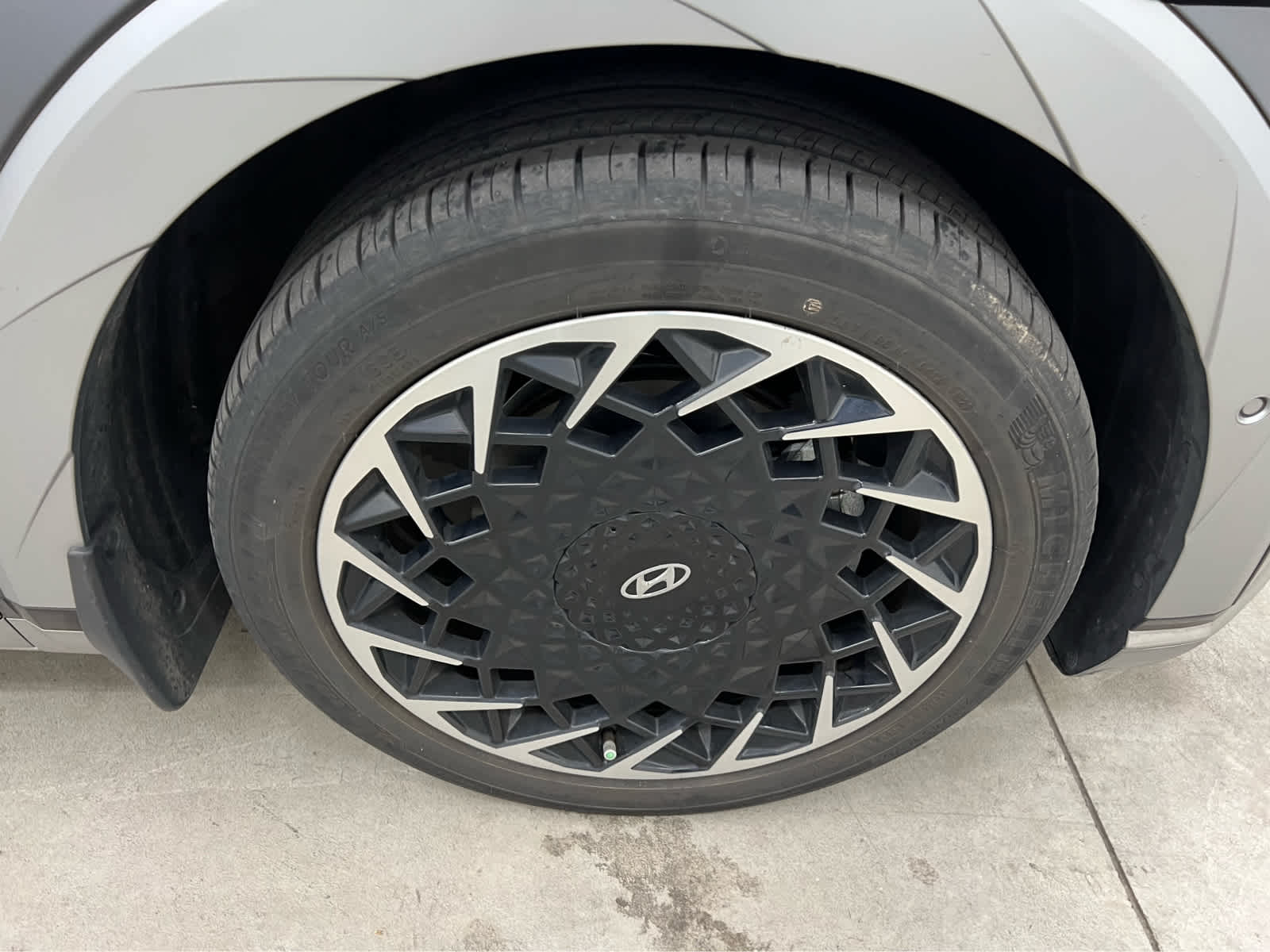 2022 Hyundai Ioniq 5 Limited photo 4