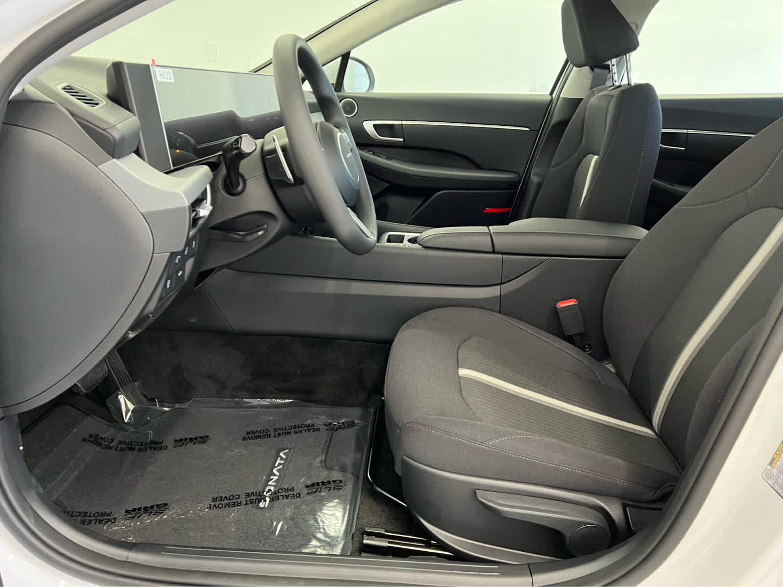 2026 Hyundai Sonata Hybrid Blue photo 3