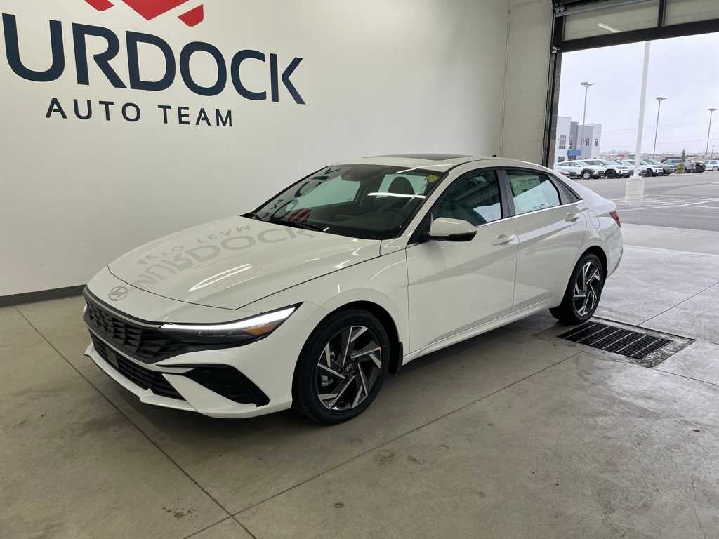 2025 Hyundai Elantra Hybrid Limited photo 4