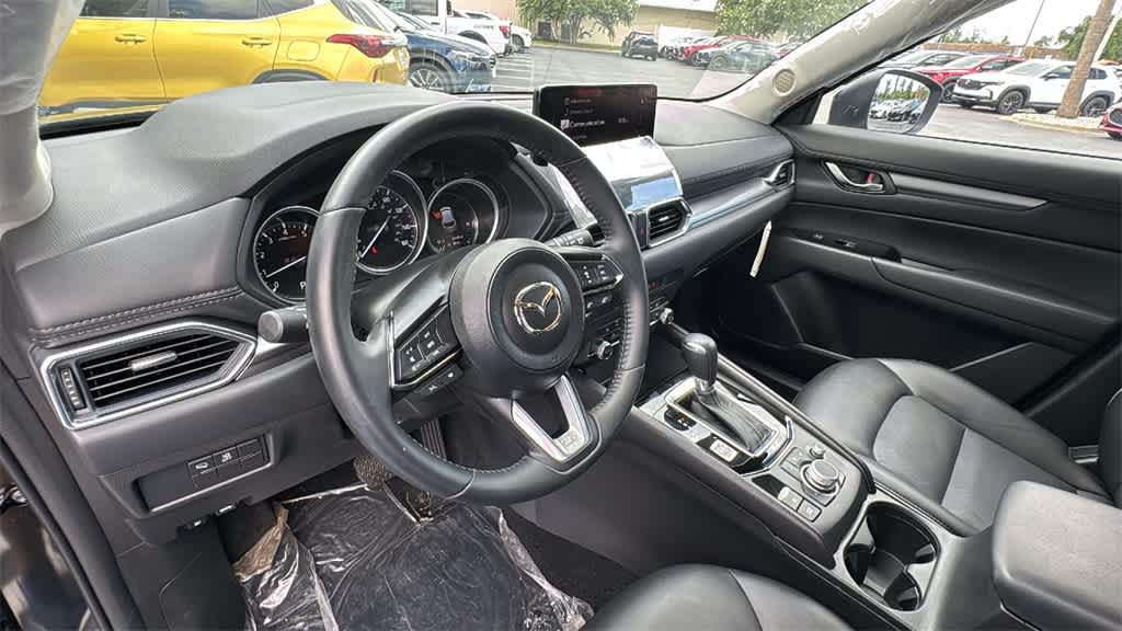 2025 Mazda CX-5 2.5 Select photo 10